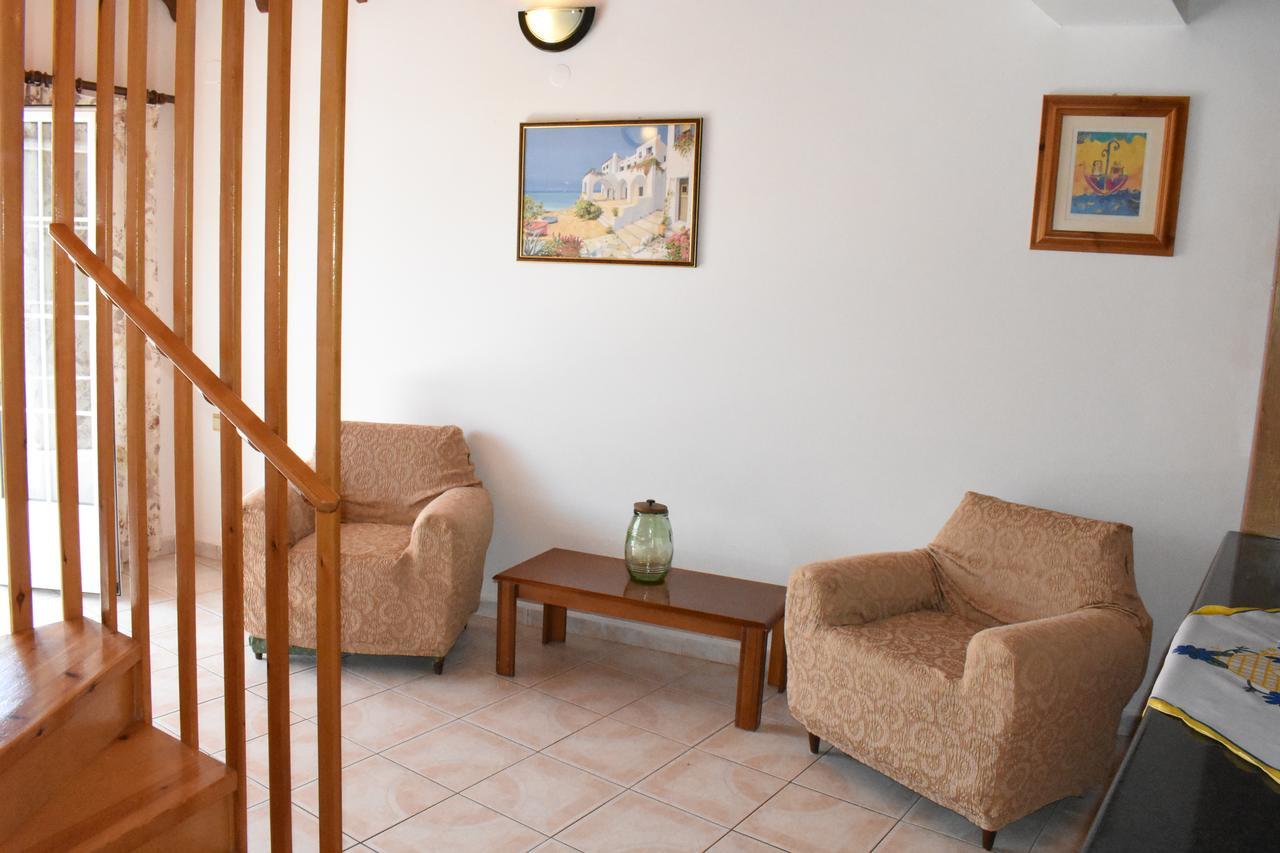 Starvillas Apartments And Studios Agia Efimia Exterior photo
